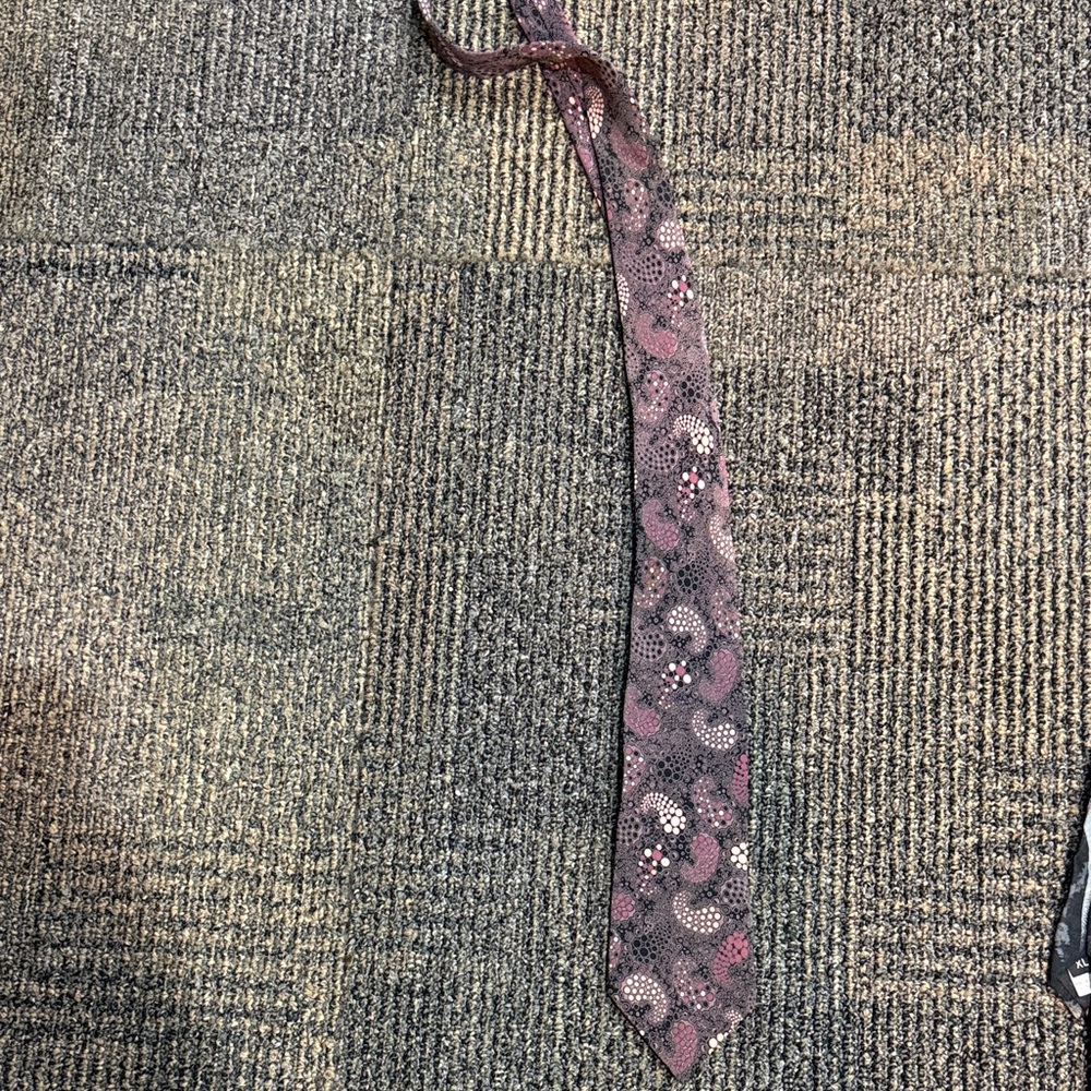 Patterned Purple Tie